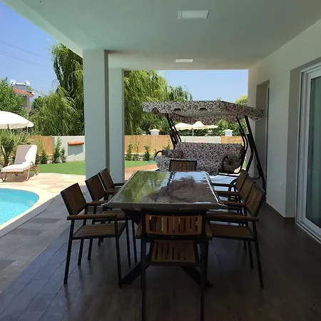 Crescent Twins -white * Dalyan