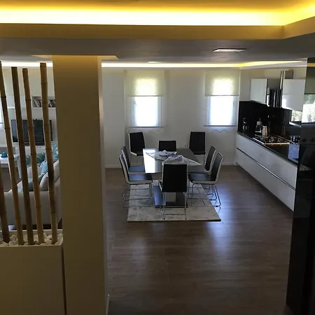 Villa Crescent Twins -white *