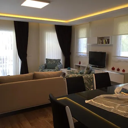 Crescent Twins -white * Dalyan